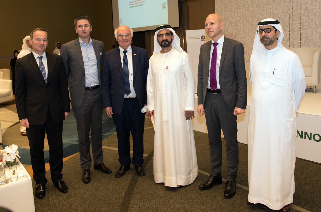 Martin Herrenknecht (third from left) and Andreas Klasen (second from right) during Innovation Week in Dubai.